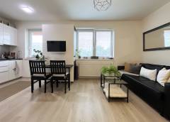  PREDANÉ | Štýlový 1 izbový apartmán na začiatku Petržalky